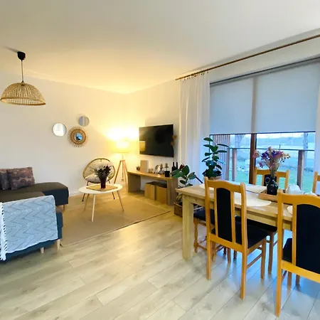 Holiday home Dom Caloroczny Nad Jeziorem Brajnickim